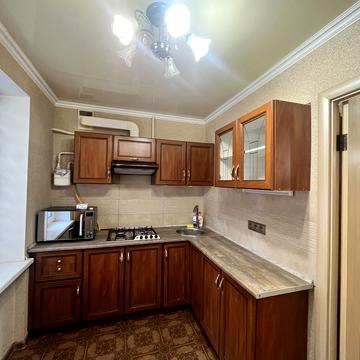 Фестивальний пров., 3