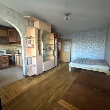 Андрія Первозванного вул. (Стахурського), 60