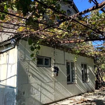 лінія 8-го Березня 3-тя вул.