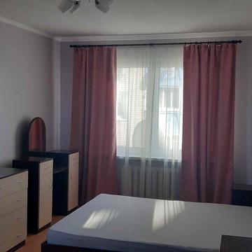 Європейського Союзу просп. (Правди), 31-А