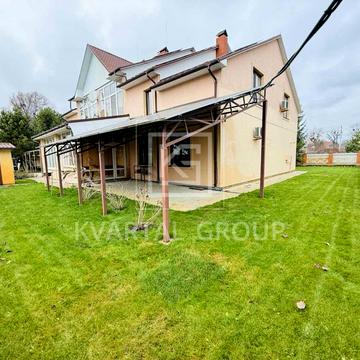 Озерна вул.