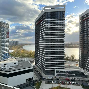 Причальна вул., 12