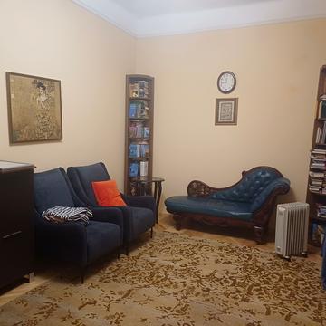 Гетьмана Петра Дорошенка вул. (Жовтнева), 38