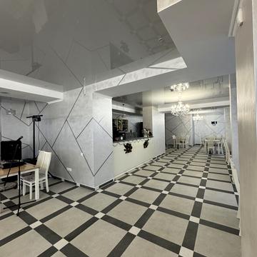 Олекси Довбуша вул., 15