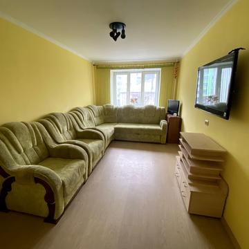 Угорська вул., 21