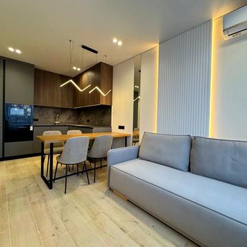 Університетська вул., 3/10