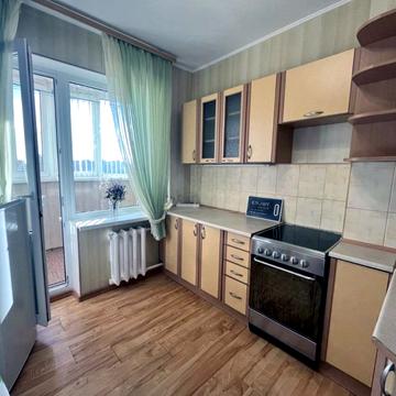 Владислава Бувалкіна вул. (Бочарова Генерала), 65