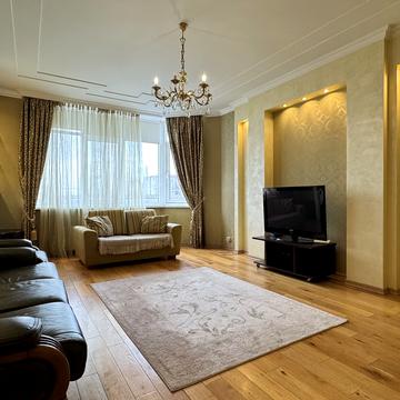 Василя Тютюнника вул. (Анрі Барбюса), 16