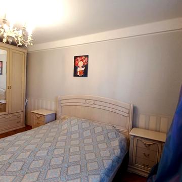 Пантелеймона Куліша вул. (Челябінська), 1