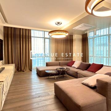 Деміївська вул., 33