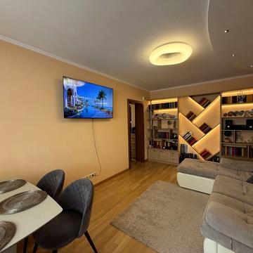 Юлії Здановської вул. (Ломоносова), 83-А