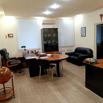 Шевченка вул., 18-Б