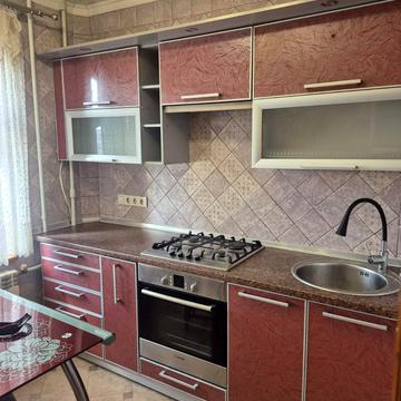 Гвардійців-Широнінців вул., 11