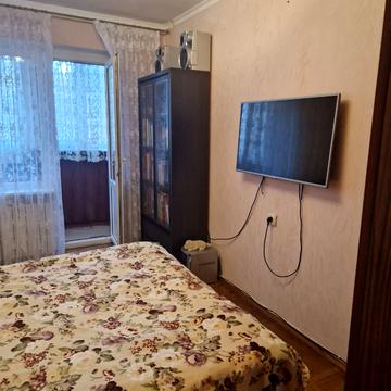 Кримська вул., 72