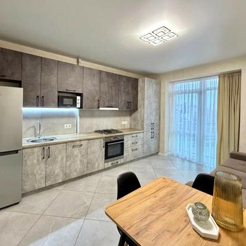 Гетьмана Мазепи вул., 164, к2