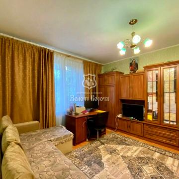 Олексіївська вул., 10