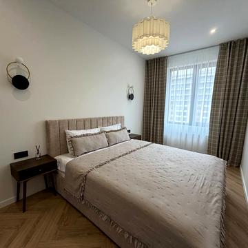 Генуезька вул., 1/1