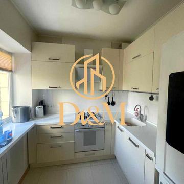 Лесі Українки бульв., 16