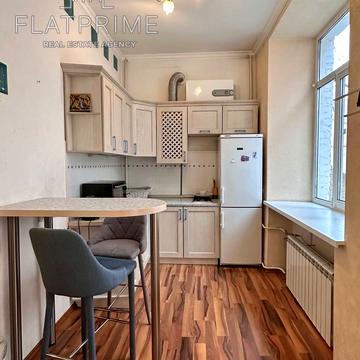 Антоновича вул. (Горького), 3-А