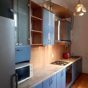 Михайла Драгоманова вул., 38