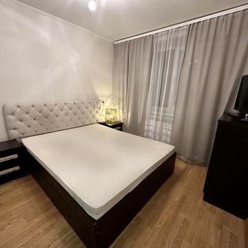 Крайна вул., 1В