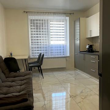 Олександра Довженка вул., 37