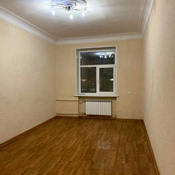 Генерала Алмазова вул. (Кутузова), 1