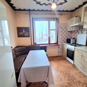 Князя Володимира Великого просп., 131