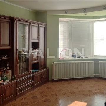 Академіка Єфремова вул. (Командарма Уборевича), 19-А