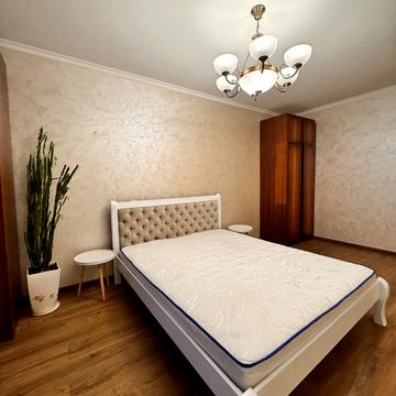 Ірини Фаріон вул., 5