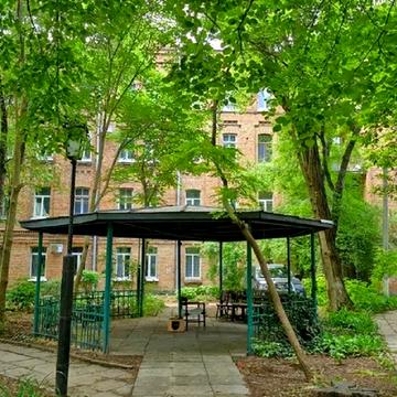 Артилерійська вул., 2/1