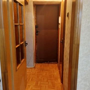 Академіка Навашина вул., 13