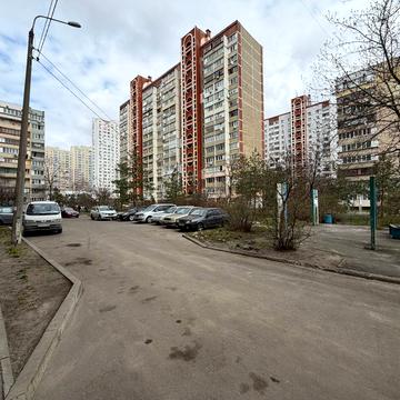 Милославська вул., 3-А