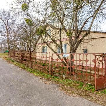 Незалежності вул. (Леніна), 1