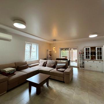 Революції Гідності вул. (Революції)