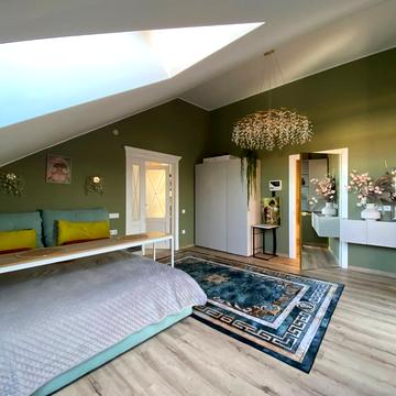 Польова вул., 57б