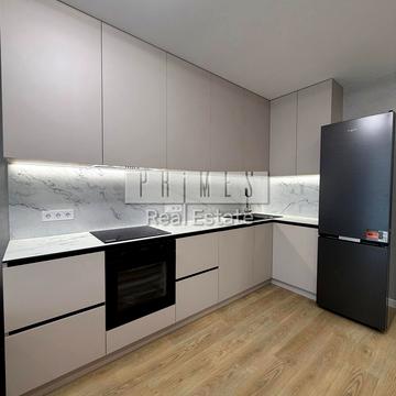 Валеряна Підмогильного вул., 5