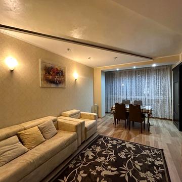 Василя Тютюнника вул. (Анрі Барбюса), 22-26