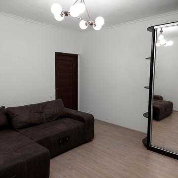 Шовковична вул., 7-А