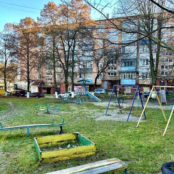 Князя Острозького вул., 8