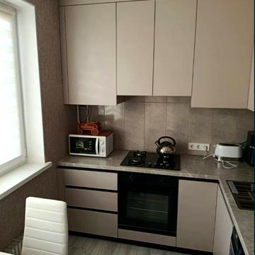 Академіка Павлова вул., 130