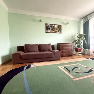 Верховної Ради бульв., 26-В