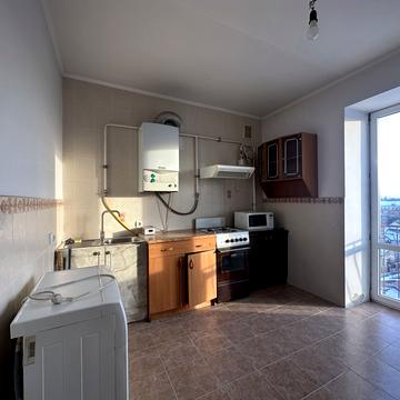 Богдана Хмельницького вул., 51