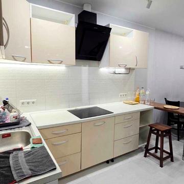 Варненська вул., 29