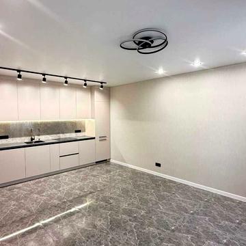 Миру вул., 47