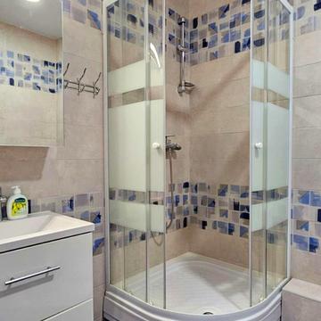 Каховська вул., 62-А