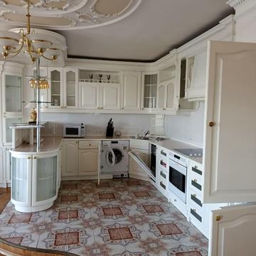 Володимира Івасюка просп. (Героїв Сталінграду), 14-Г