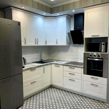 Бориса Гмирі вул., 16