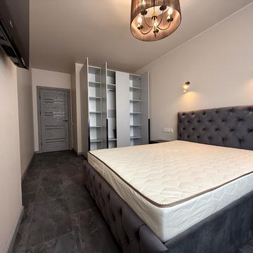 Олександра Олеся вул., 17