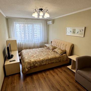 Оболонський просп., 18-Г